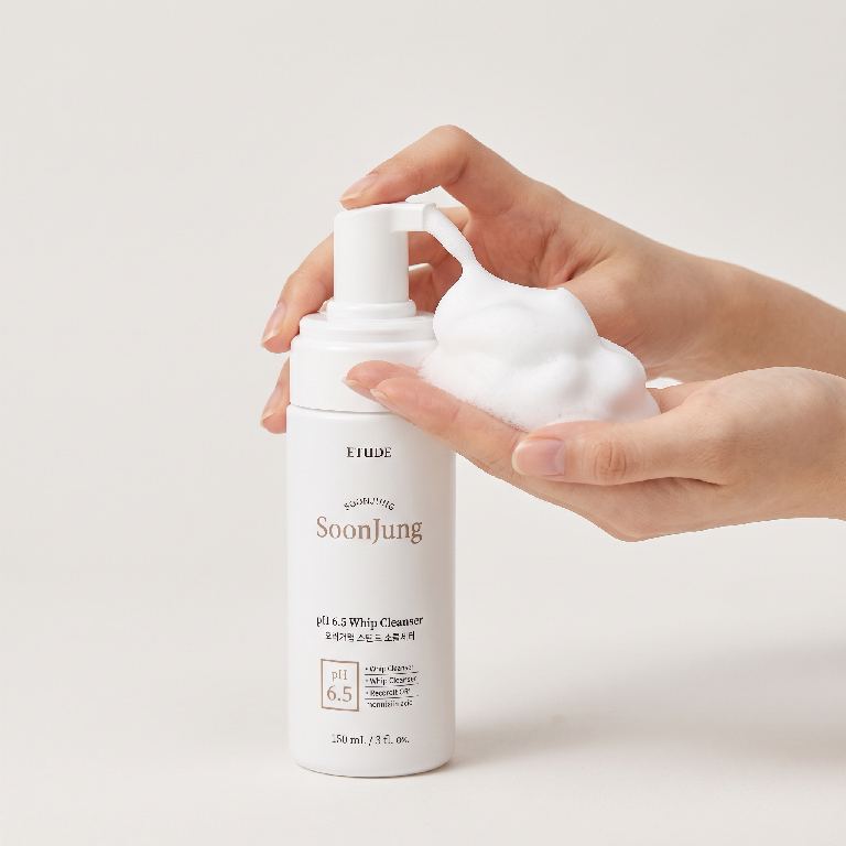 ETUDE SoonJung pH 6.5 Whip Cleanser 150 ml — Korea pre-order photo 3