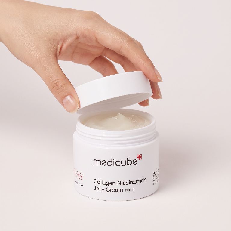 medicube Collagen Niacinamide Jelly Cream 110 ml × 2 — Korea pre-order photo 3